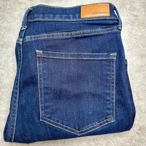 Express Mid Rise Skinny Jeans – Size 12R – Dark Wash